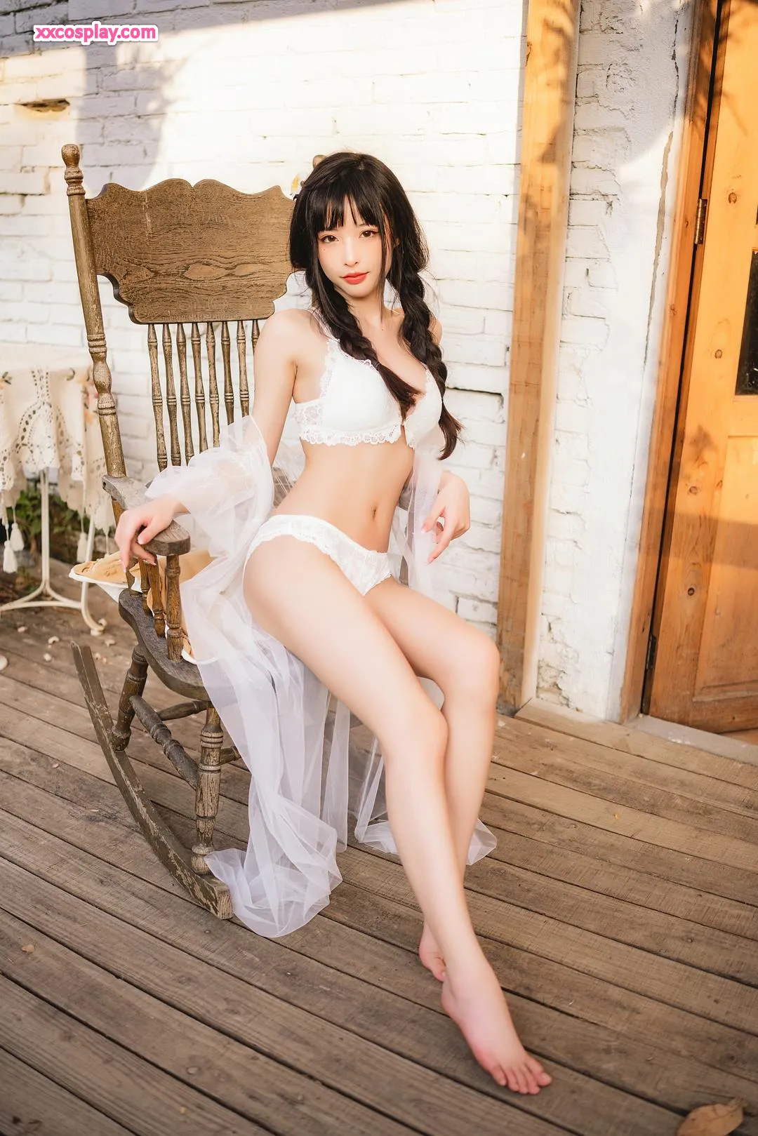 Yuno Shimizu's French Lingerie Elegance
